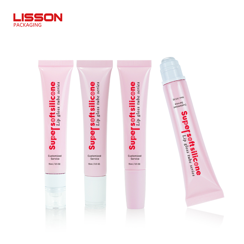 lip gloss tube with silicone applicator