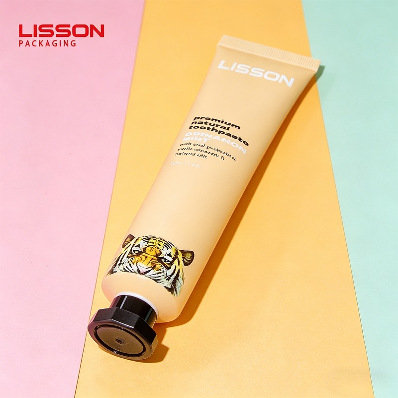 D30 cosmetic squeeze tube